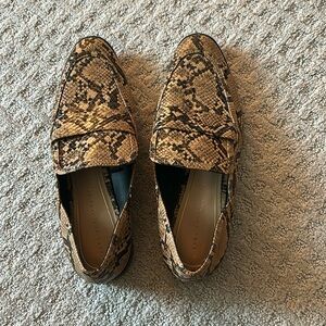 Zara Snakeskin Loafers - Size 40 fits a U.S. Size 9